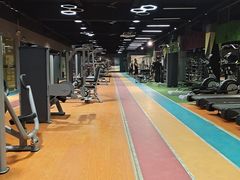 -星动力健身俱乐部(新塘店)