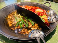 -五里关火锅(上海鑫耀·光环Live店)
