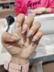 -丽心自助美甲美睫