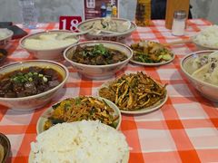 -老方桌烂蹄花川菜馆(九龙坡店)