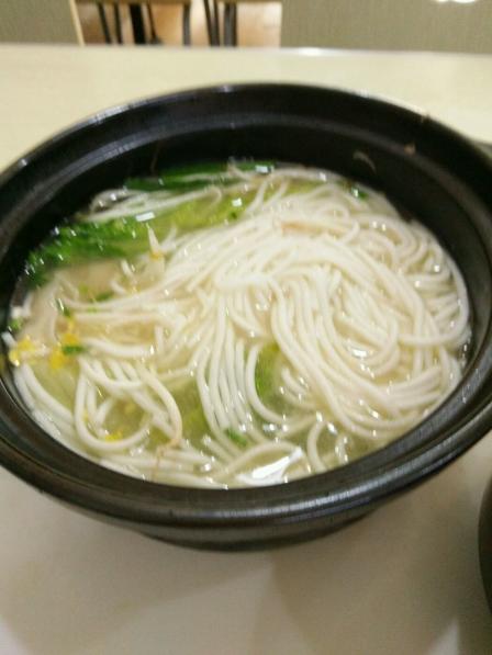 金状元过桥米线-"味道.清汤吧.就那样.第一天去…休息了….