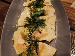 龙虾饺子-Carbon莫卡哆·意大利复古集市餐厅(杭州大厦店)