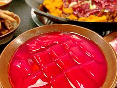 -渝井巷重庆老火锅(沈阳吉祥店)
