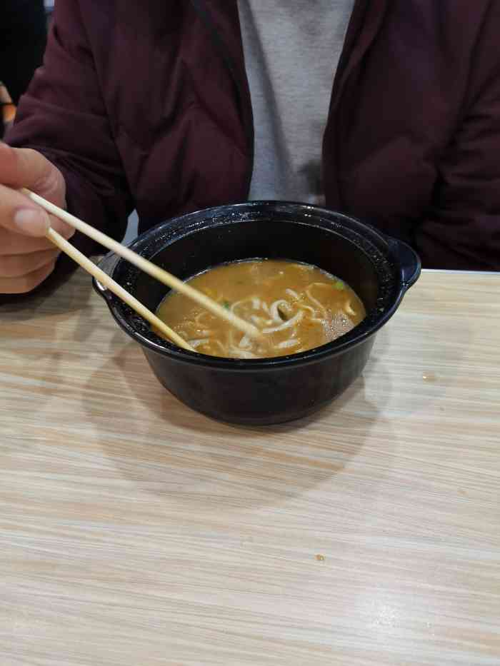 王春光·早餐工程·中式快餐-"包子,油条,菜盒,想来点有味的可以喝胡