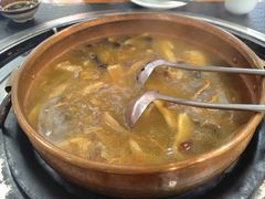 -阿山卓·野生菌火锅·纳西火塘烤肉