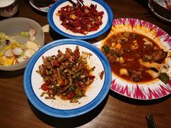 新疆大盘鸡-天山醉美·新疆餐厅(富华里店)