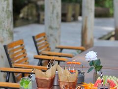 -桉树林A coffee 森林餐厅(三圣乡店)