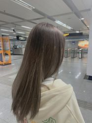 -镁连社·美联社