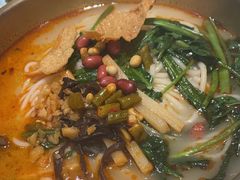 -雙冲柳州螺蛳粉&酸嘢&桂林米粉(簋街店)
