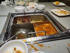 -海底捞火锅(新松江路生日主题店)