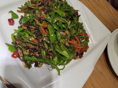 -龚兴城鱼羊吉·家传湖北菜(苗栗路总店)