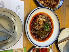 -临界音乐酒馆·小龙虾·江湖菜(华熙LIVE·鱼洞店)