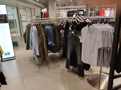-H&M(天一广场店)
