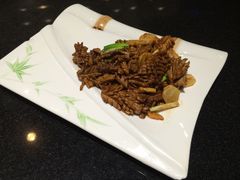 -闫府私房菜·百年鲁菜(恒隆店)