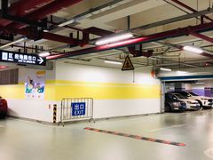 -经纬汇-停车场