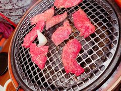 -焼肉まんぐう