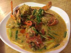 -J Daeng Seafood