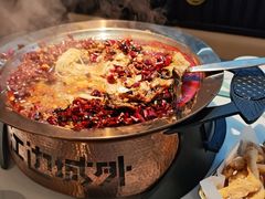 -江边城外烤鱼(世茂广场店)