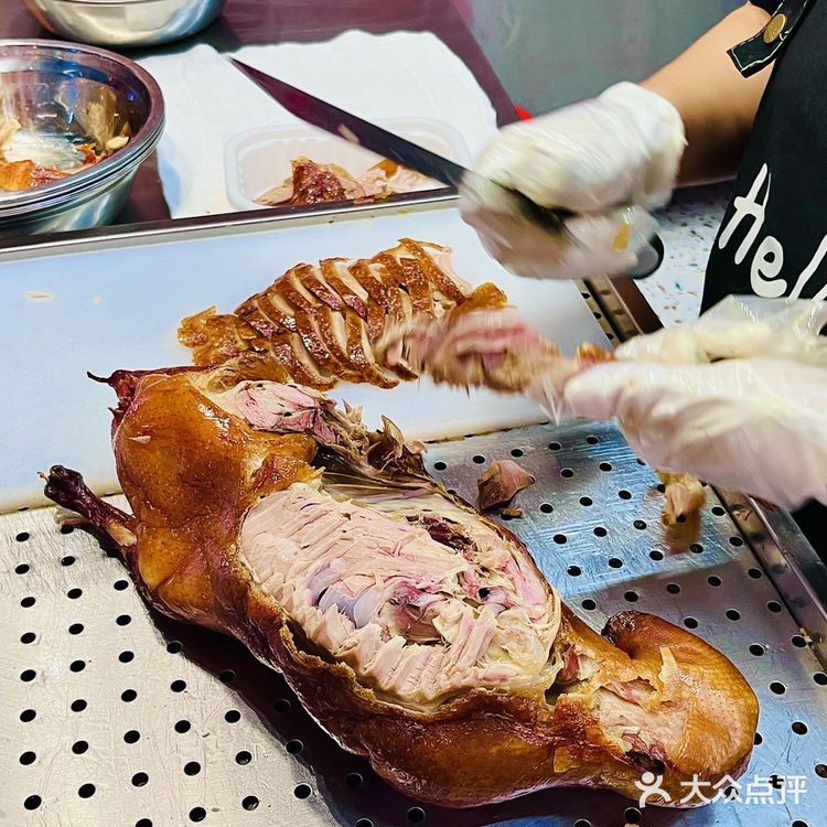 在泉州吃到超正宗的北京烤鸭啦啦🥰
