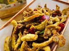 神戳戳的蘑菇-苦尽酒馆·川菜(鼓楼店)
