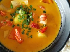 -Lanterns Vietnamese Restaurant