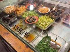 -矮子粉店1985·长沙米粉(湘春路店)