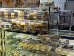 -白玉兰食品甜凤店(合生汇店)