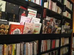 -西西弗书店&矢量咖啡(壹方购物中心店)