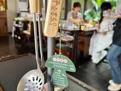-菌自由丨野生菌火锅特色庭院餐厅(丽江古城店)