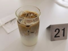 -边渡咖啡烘焙店(昙华林店)