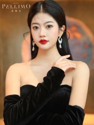 -派丽莫Pellimo原创设计婚纱品牌