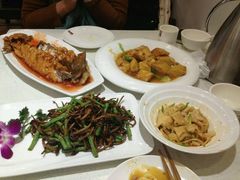 -闫府私房菜(经四路万达店)