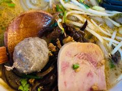 -胡大怪手工酸辣粉(安亭店)