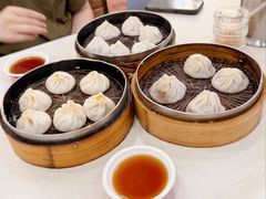 -珊珊小笼馆(康定路店)