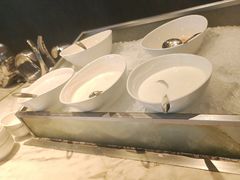 -筠咖啡西餐厅(上海国展宝龙丽筠酒店)