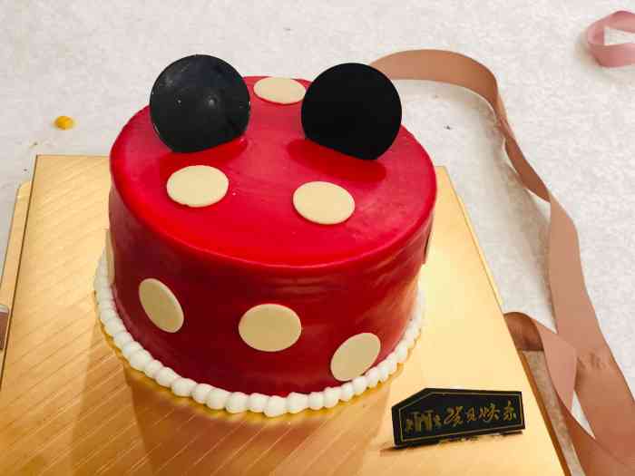 红跑车蛋糕世界(金盛田店)-"朋友过生日,来这里订个蛋糕,可以直接加店