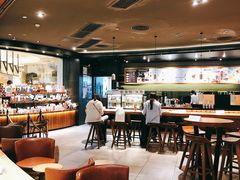 大堂-星巴克臻选(广州太古汇店)