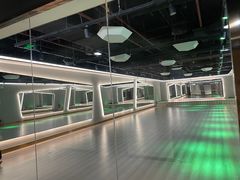 -鸿星健身连锁(广州大学商业中心店)