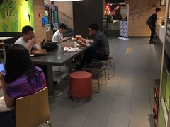大堂-麦当劳(洪山商场店)
