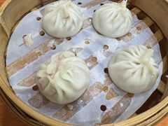 -莱莱小笼·乔艾