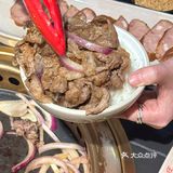 三街也有了！齐齐哈尔烤肉！连吃2天了🤤  真是羡慕三街的盆友