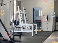 -RM GYM健身私教馆(白云元立方创意园店)