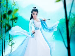 -九月鹰飞汉服摄影工作室