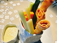 -穹六人间 people 6(岳阳路店)