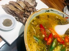 手抓羊肉-清真西北风味餐厅