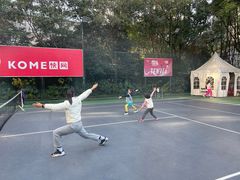 -快网网球俱乐部(徐汇爱建园店)