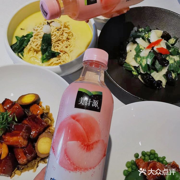 真离谱！好喝的蜜桃气泡饮，居然无人推荐