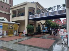 -王府井奥莱临潼小镇(临潼店)