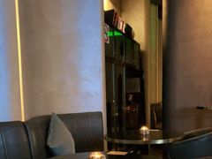 -wineapp葡萄酒餐吧(外滩金融中心店)