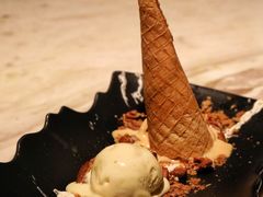 -The ROOF (通盈中心店)